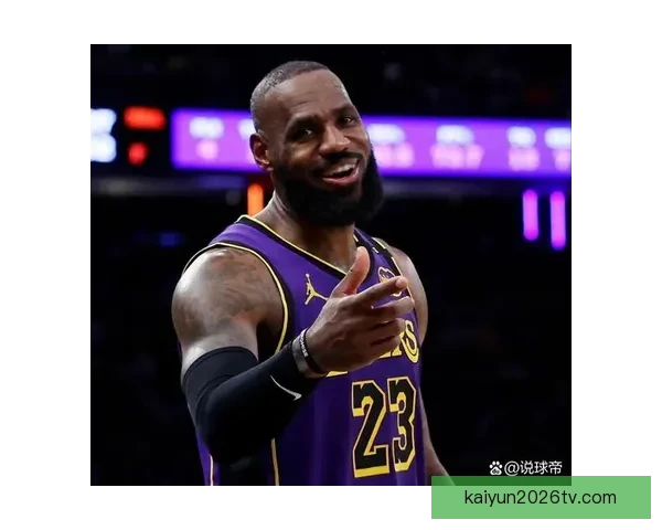 勒布朗复出五场全胜背靠背三双创六项纪录