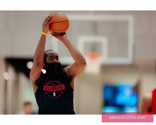 哈登因季后赛与母亲健康申请推迟220万餐厅欠租取证